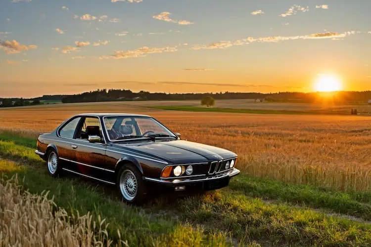 Seitenansicht vom BMW 635 CSi E24 in München
