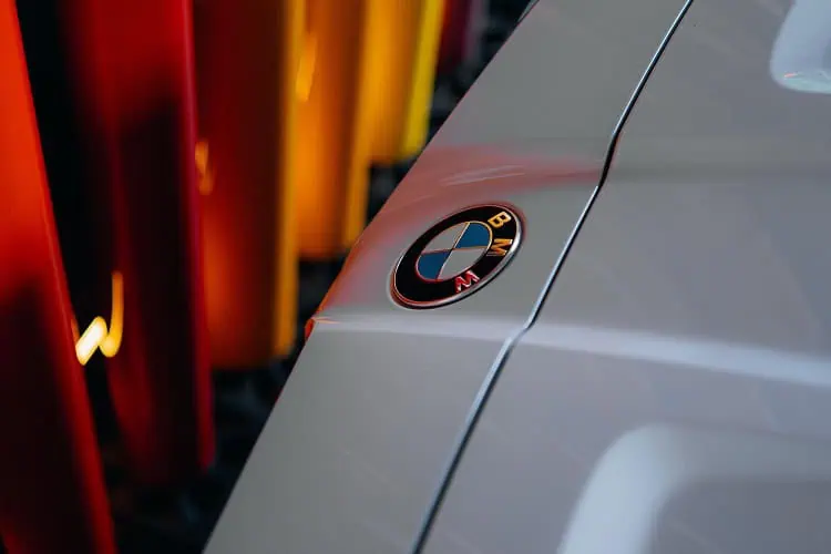 Logo BMW M4 Competition in Wiesbaden
