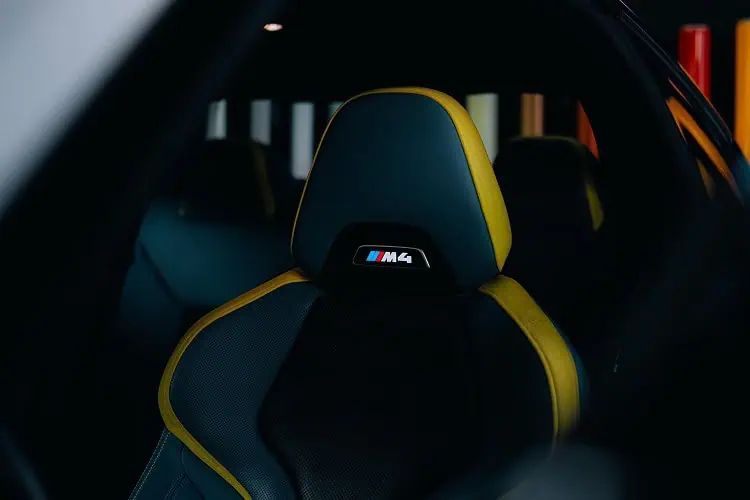 Fahrersitz BMW M4 Competition in Wiesbaden