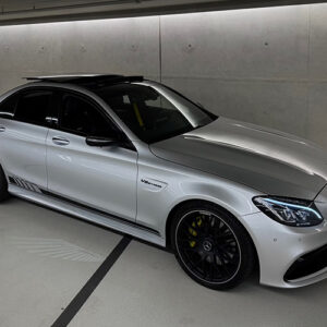 Seitenansicht Mercedes C63 AMG in Düsseldorf