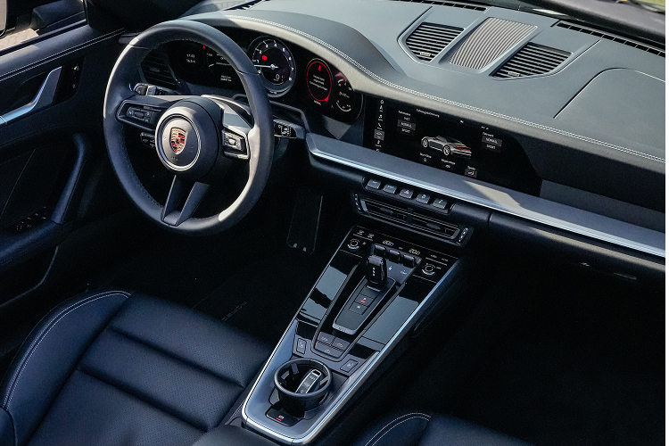 Interior Porsche 992 4S Cabrio in Paderborn
