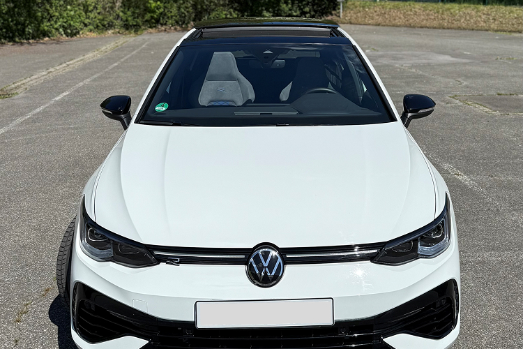 Golf 8R mieten in Hagen