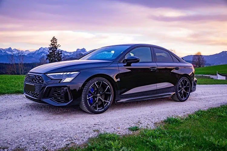 Audi RS3 8Y 2.5 TFSI mieten in Ostallgäu