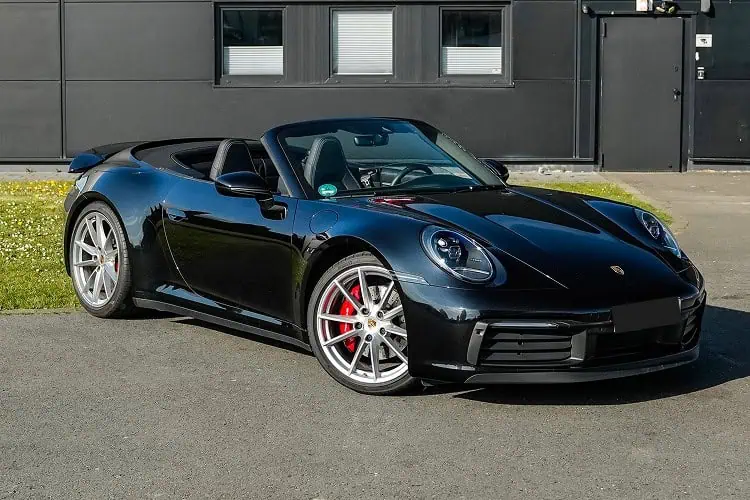 Porsche 992 4S Cabrio mieten in Paderborn