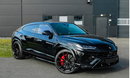Lamborghini Urus mieten in Paderborn