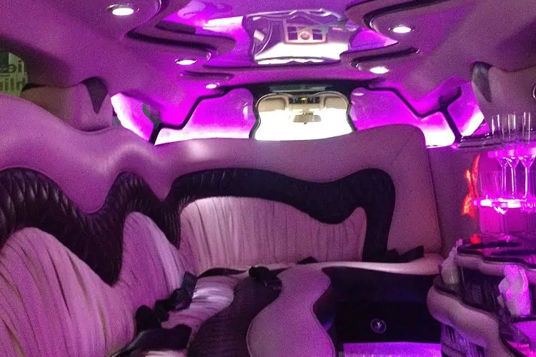 Innenraum von der Chrysler 300C Stretch Limousine in Essen