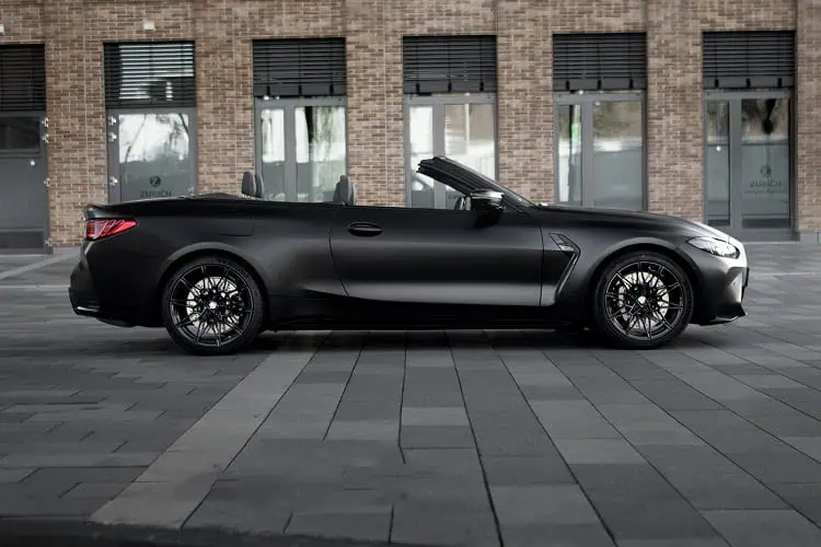 Seitenansicht BMW M4 Competition Cabrio in Leverkusen