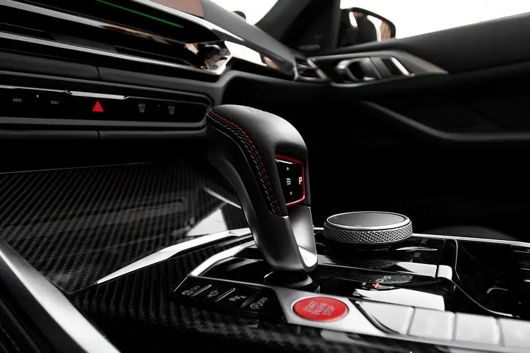 Interior BMW M4 Competition Cabrio in Leverkusen