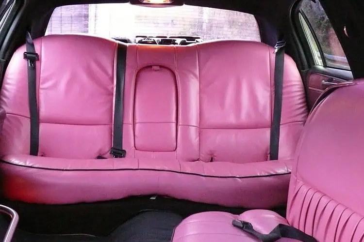 Innenraum von der Lincoln Town Car Luxus-Limousine in Essen