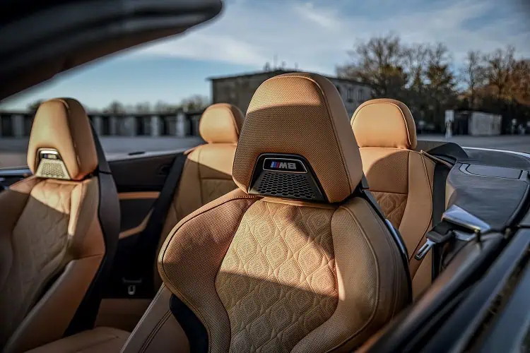 BMW M8 Competition Cockpit und Mittelkonsole