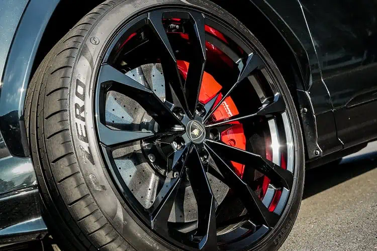 Reifen Lamborghini Urus in Paderborn