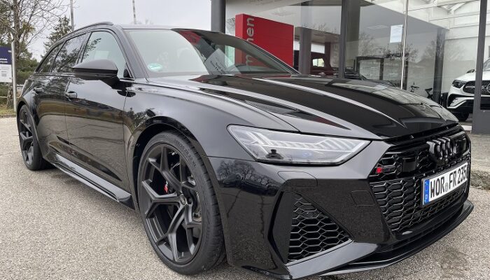 Audi RS6 Performance Avant mieten in München
