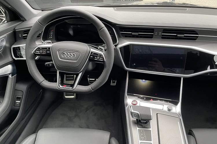 Lenkrad Audi RS6 Performance Avant in München