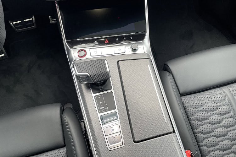 Mittelkonsole Audi RS6 Performance Avant in München
