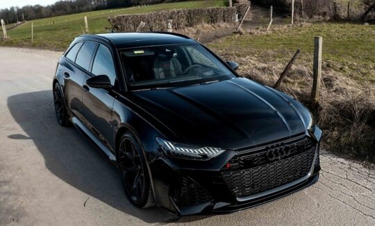 Audi RS6 Performance mieten in Wuppertal bei Dortmund