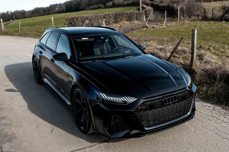 Audi RS6 Performance mieten in Wuppertal bei Dortmund
