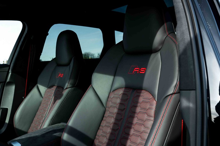 Sitze Audi RS6 Performance in Wuppertal bei Dortmund