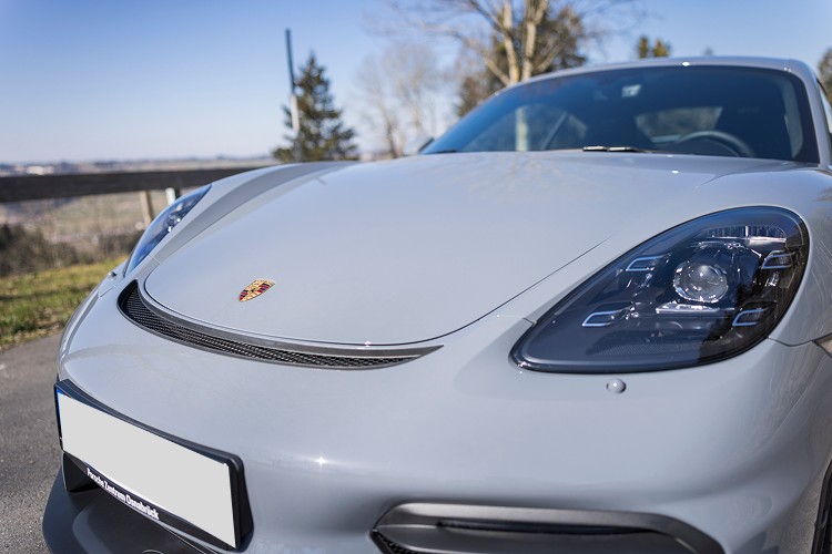 Front Porsche Cayman GT4 am Bodensee