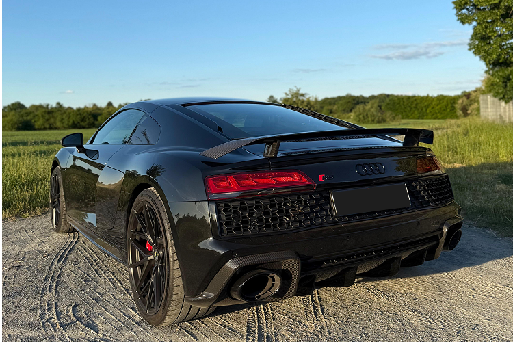 Seitenansicht Audi R8 V10 Performance Coupe in Frankfurt
