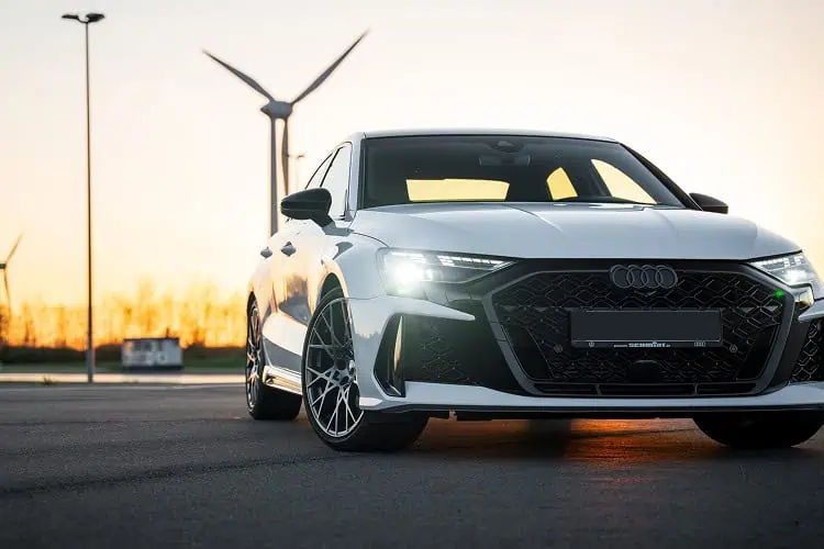 Frontansicht Audi RS3 Limousine in Hamburg