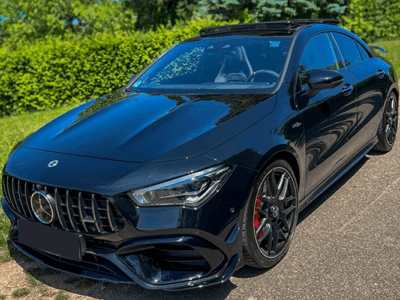 Mercedes-AMG CLA 45 S Coupé mieten in Stuttgart