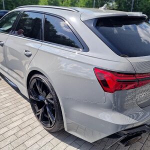 Heckansicht Audi RS6 C8 in Dortmund