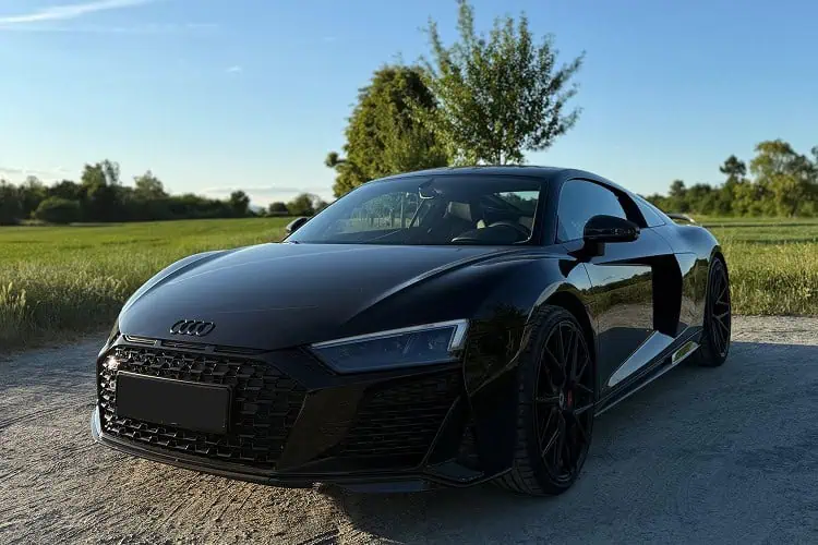 Seitenansicht Audi R8 V10 Performance Coupe in Frankfurt
