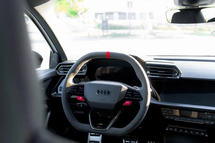 Lenkrad Audi RS3 Limousine in Leipzig