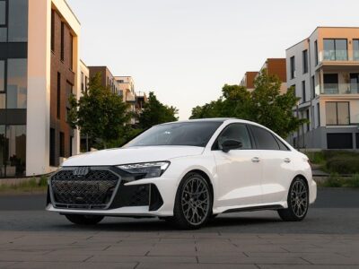 Audi RS3 Limousine mieten in Leipzig