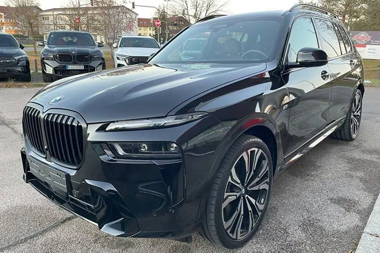 BMW X7 xDrive 40d mieten bei München