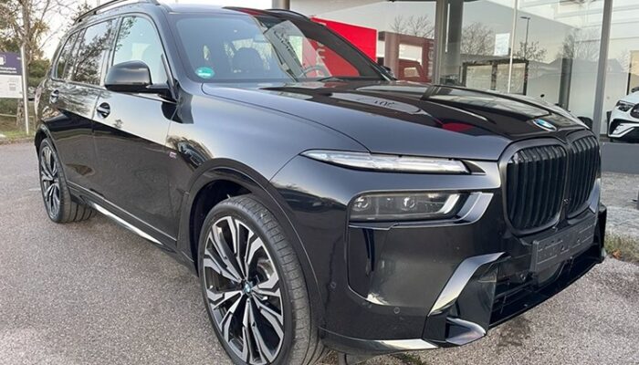 BMW X7 xDrive 40d mieten bei München