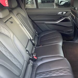 Sitze hinten BMW X7 xDrive 40d bei München