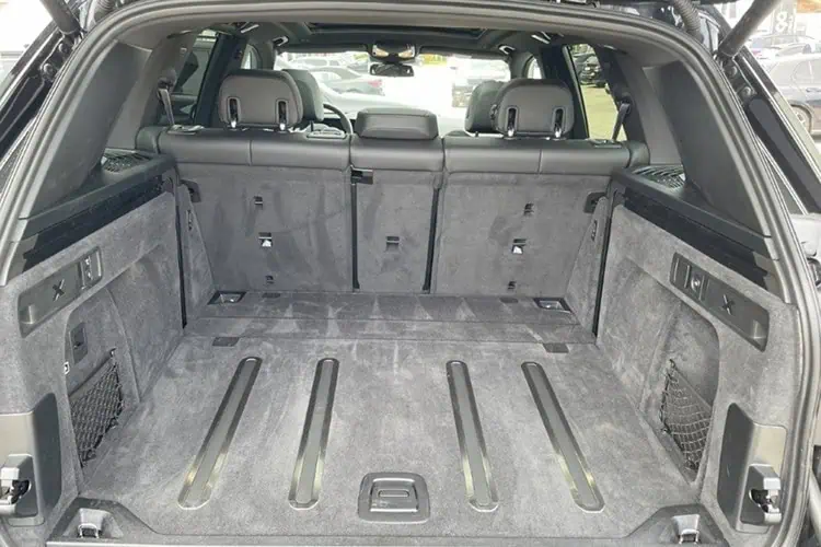 Kofferraum BMW X5 xDrive 40d bei München