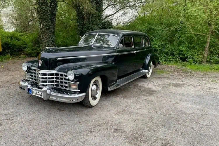 Cadillac Series 75 Fleetwood mieten in Stuttgart