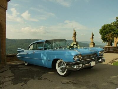 Cadillac DeVille mieten in Stuttgart