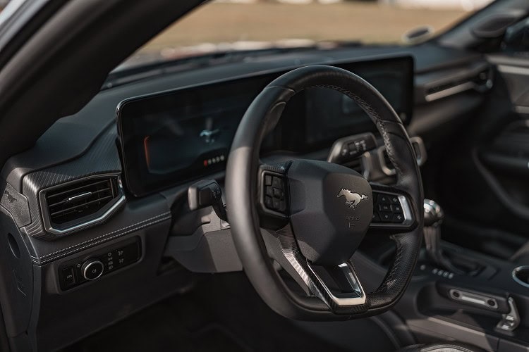 Lenkrad Ford Mustang GT in Ansbach bei Nürnberg