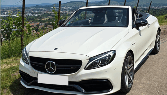 Mercedes-AMG C63 S Cabrio mieten in Stuttgart