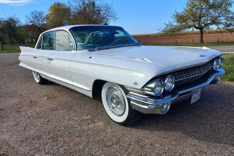 Cadillac DeVille mieten in Stuttgart