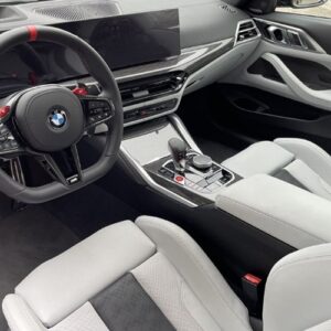 Interior BMW M4 Competition Cabrio bei München
