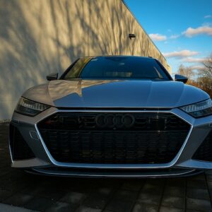 Front vom Audi RS6 Performance in München