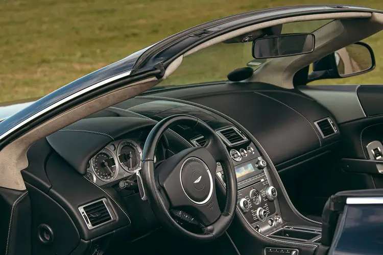 Interior Aston Martin DB9 Volante bei Stuttgart