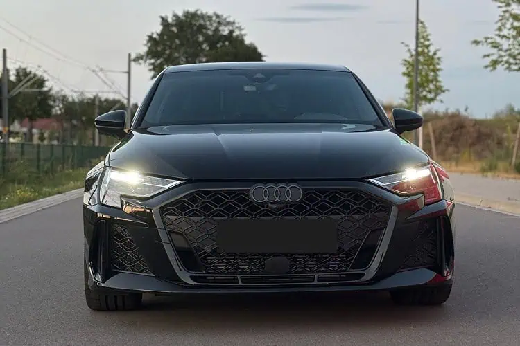 Audi RS3 Limousine mieten in Mannheim