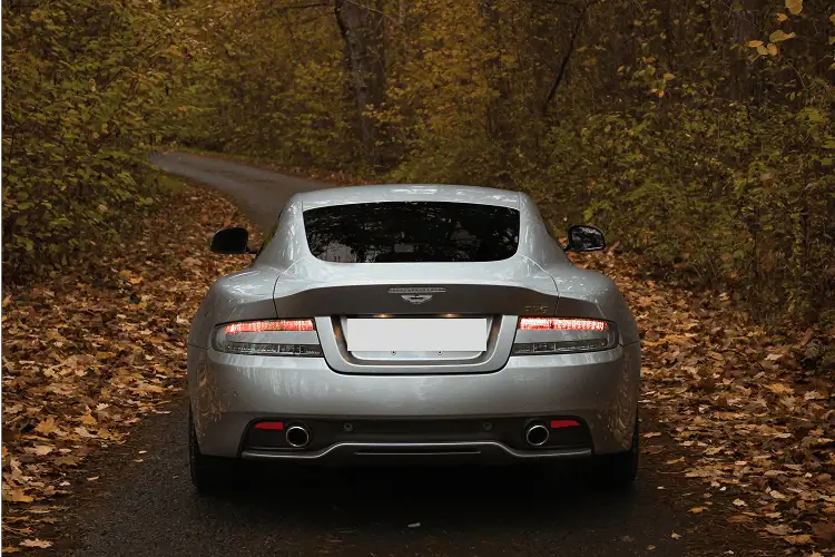 Heckansicht Aston Martin DB9 bei Stuttgart