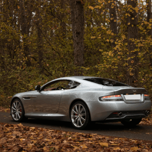 Seitenansicht Aston Martin DB9 bei Stuttgart