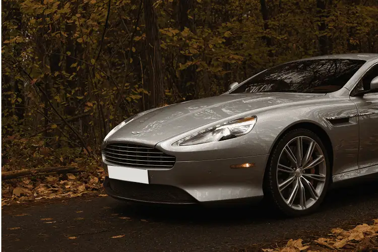 Front Aston Martin DB9 bei Stuttgart