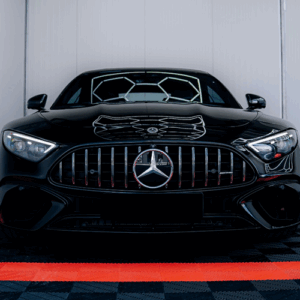 Frontansicht Mercedes-Benz AMG SL bei Nürnberg