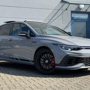 Frontansicht Golf 8 GTI Clubsport Akrapovic bei Hannover