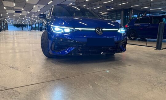 Golf 8 R Performance mieten in Bielefeld