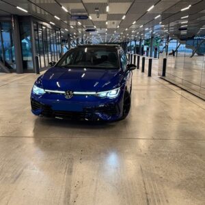 Frontansicht Golf 8 R Performance in Bielefeld