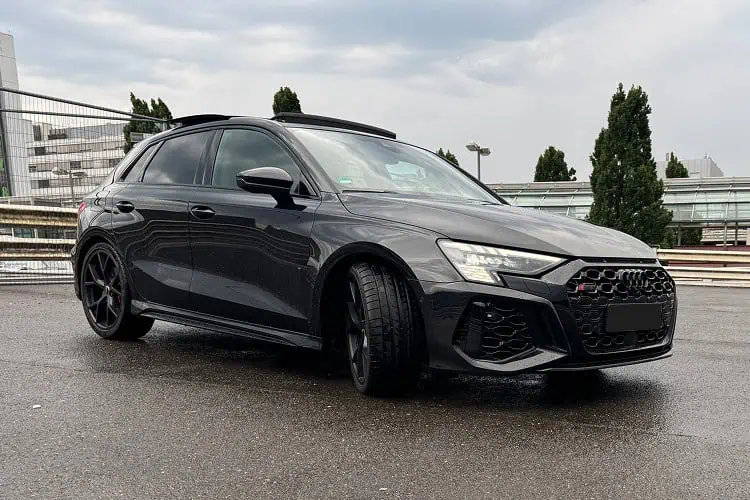 Seitenansicht Audi RS3 Performance in Bielefeld